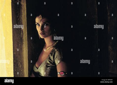 Indira Varma Kamasutra A Tale Of Love 1996 Stockfotografie Alamy