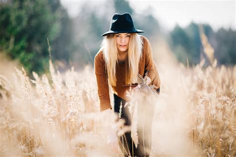 Wallpaper Light Summer Portrait Woman Sun Nature Girl