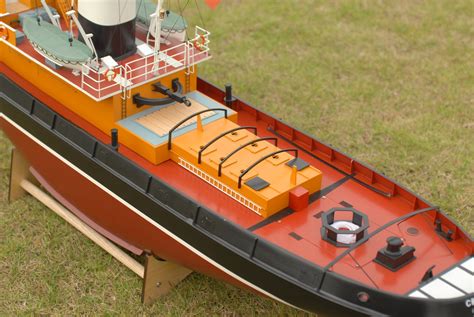 Rc Sara Harbor Tug Boat Ready To Run The Scale Modeler Trains