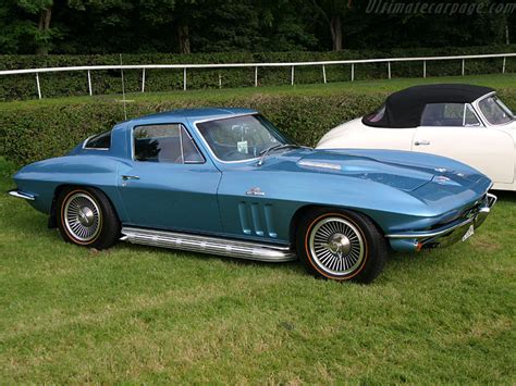 Chevrolet Corvette C2 Sting Ray 427 Coupe High Resolution Image 2 Of 12