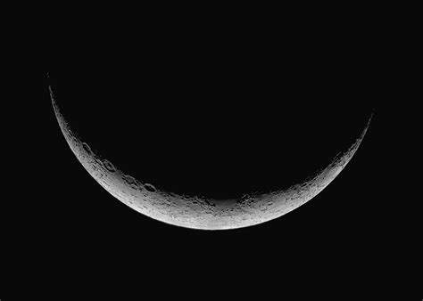 Croissant De Lune Premier Test Raw Sur Saturne Astrophotographie