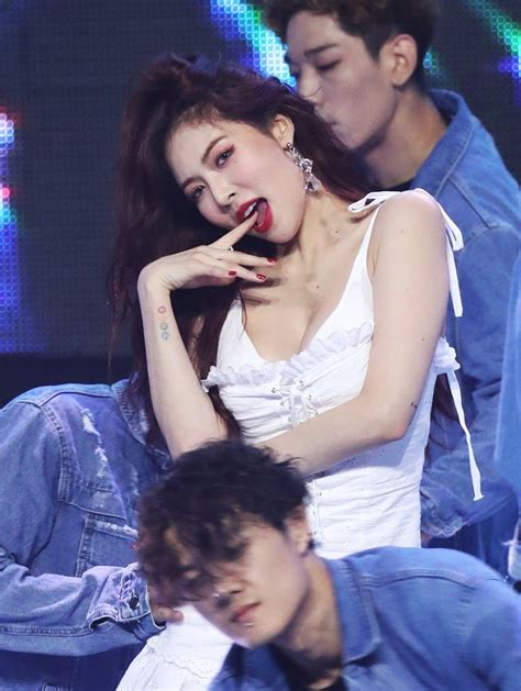 This Is Arguably The Sexiest Performance Hyuna Ever Performed On Stage