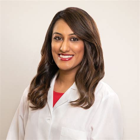 Avnee Shah Md Dermatologist In West Orange Nj 07052