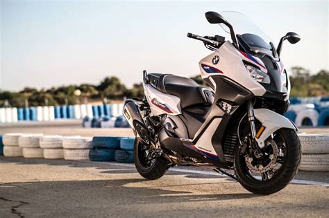 Checkout bmw c 650 gt price, specifications, features, colors, mileage, images, expert review, videos and user reviews by bike owners. BMW C 650 Sport 2018-2020 precio ficha opiniones y ofertas
