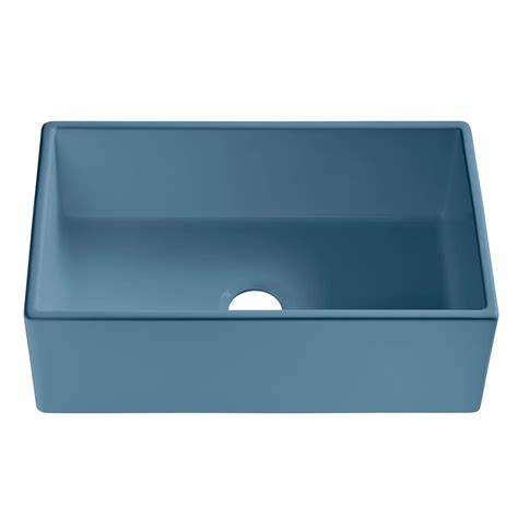 The best farmhouse sinks for the kitchen washing dishes in a cramped sink is unpleasant—and also unnecessary. SINKOLOGY Bradstreet II Farmhouse/Apron-Front Fireclay 30 ...