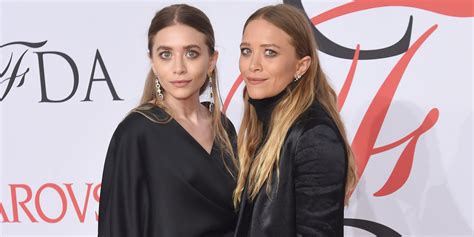 The Olsen Twins Cfda Outfits Are Exactly What Youd Expect Huffpost
