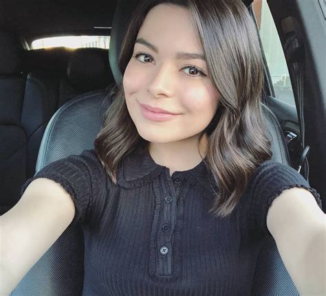 Imagine Miranda Cosgrove Pretty Face With Your Dick In Her Mouth How Would You Fuck Her
