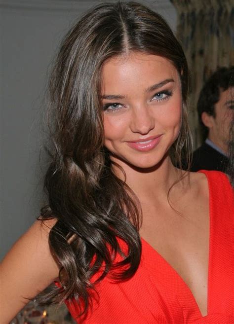 Miranda Kerr Red Dress Makeup Hair Makeup Dark Hair Brown Hair