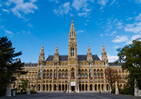 The Best Vienna Old Town Hall (Altes Rathaus) Tours ...