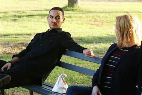 Good Girls Season 3 Explores The Relationship Of Beth And Rio