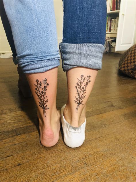 Minimalist Tattoo Ideas Women Minimalisttattoos Tattoos Calf