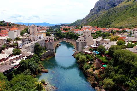 Mostar: A Day Trip to Bosnia & Herzegovina | Green and Turquoise