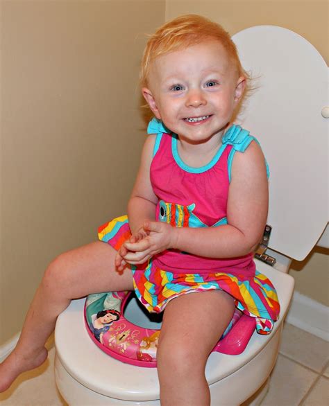 Potty training is simply a partnership, with proper roles assigned to each person. carolina on my mind: Potty Training