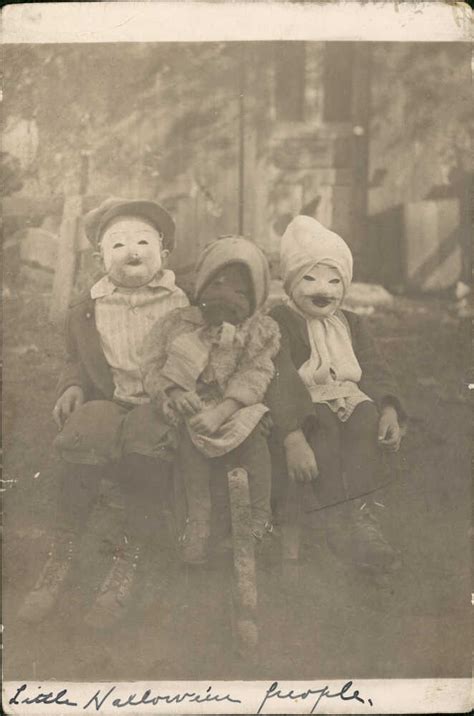 Vintage Halloween Photos Creepy Enough For David Lynch The Picture