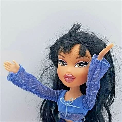 mga 2001 bratz doll jade with clothes and shoes 3879233961