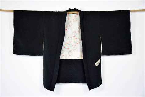 Traditional Japanese Vintage Haori In Black Reversible Kimono Cardigan
