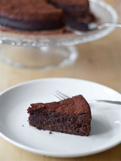 Für 1 springform (24 cm ø; Schokoladen-Maronen-Kuchen - saftiger Maronenkuchen ...