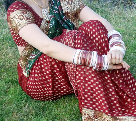 The Funtoosh Pagehave Funbath Newly Married Indian Housewife Stripping Outdoor