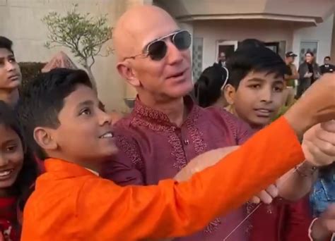 When jeff bezos steps down monday as amazon's ceo at age 57, he will have a staggering fortune worth 739,489 times the median net worth of an american at age 65. Jeff Bezos Children / Jeff Bezos News Jeff Bezos S First ...