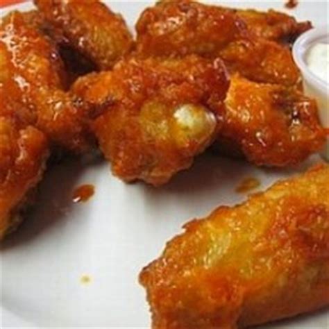 Hot and spicey buffalo chicken wings. Buffalo Wings (Hot Wings) - BigOven