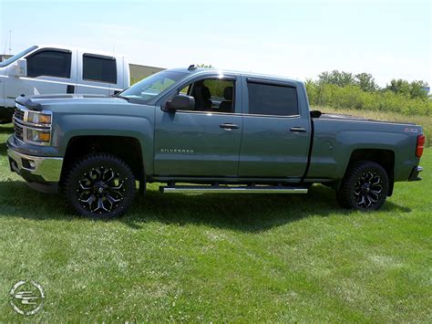 2014 Chevrolet Silverado 1500 20x9 Fuel Offroad Wheels 33x125r20