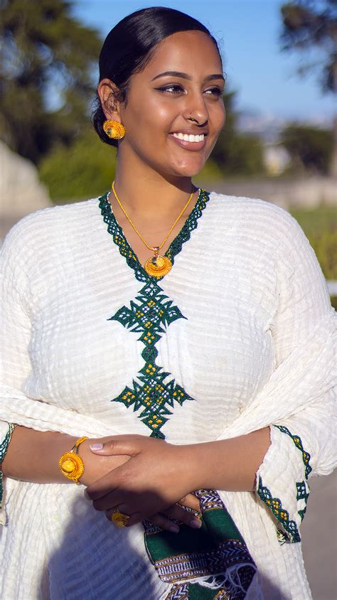 Image Result For Habesha Dress Ethiopian Women Ethiopian Clothing