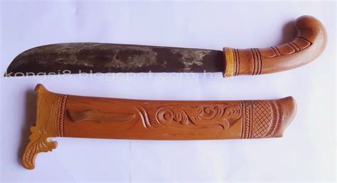 Berikut ini pembahasan senjata tradisional indonesia dari 34 provinsi lengkap gambar dan penjelasannya yang. Gambar dan Daftar Lengkap Nama - Nama Senjata Tradisional ...