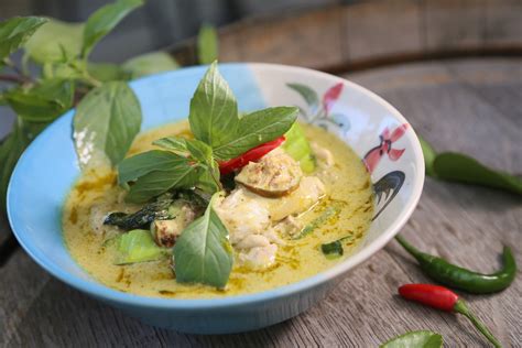 Traditional Thai Green Curry Recipe Anatomy Of Adventure