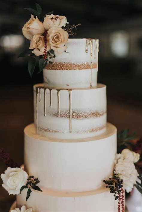Top Fall Wedding Cakes To Rock