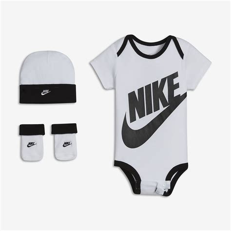 Nike Sportswear Infant 3 Piece Set