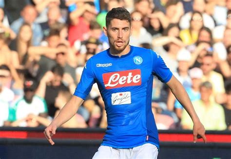 How jorginho leads chelsea | midfielder analysis. Manchester City threaten to pull out of move for Jorginho ...