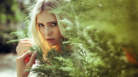 Wallpaper Face Sunlight Forest Women Outdoors Model Blonde Nature Grass Green Jungle