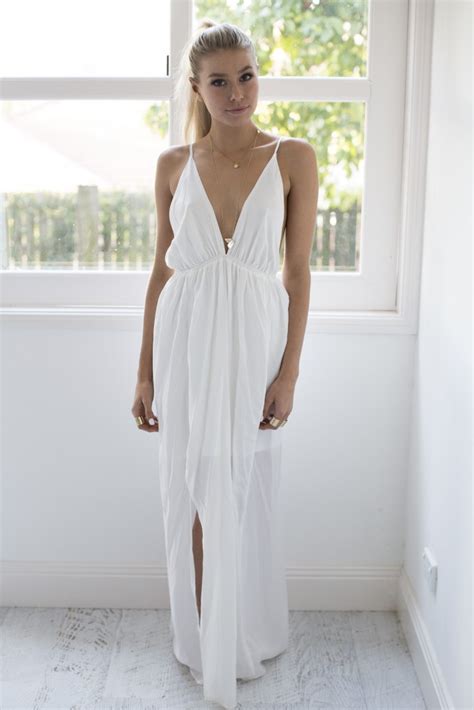 Pretty White Maxi Dresses For The Summer Godfather Style