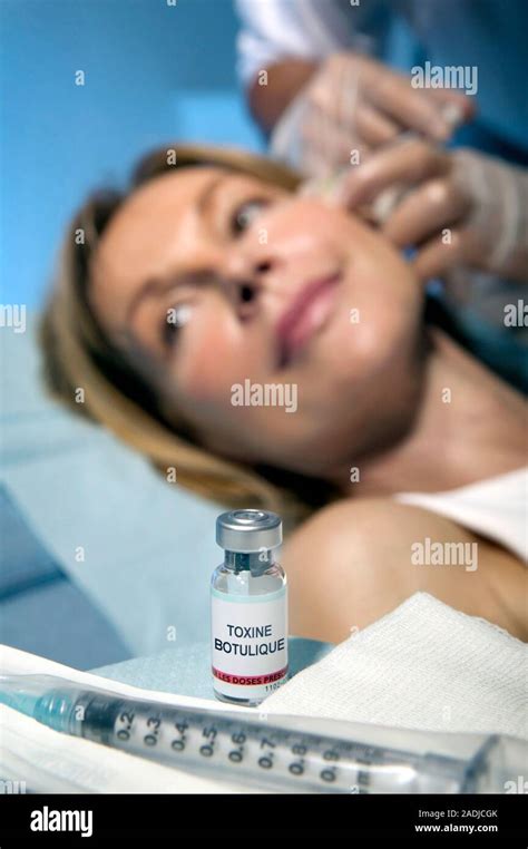 Tratamiento De Botox Mujer Que Botox Inyectado En Su Rostro El Botox