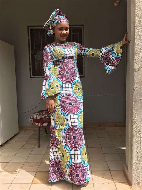 Voir plus d'idées sur le thème mode africaine, tenue africaine, robe africaine. Épinglé sur Modèles Différents Pagnes Africains