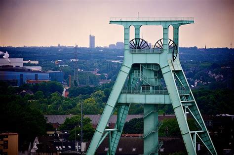 Das horizontobservatorium auf der halde hoheward hier unten auf dem foto ist zum hast du selber schon einige der hier aufgeführten sehenswürdigkeiten in nrw besucht oder warst. Beliebte Städte und Ausflugsziele im Ruhrgebiet