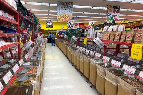 Bulk barn is located in scarborough town centre, scarborough, on. One Hamilton Bulk Barn is taking 50% off everything this week