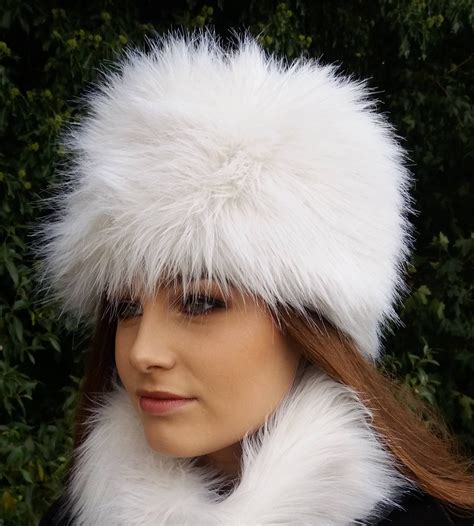 Ivory Off White Faux Fur Hat Cosy Polar Fleece Lining Fur Hat Fake