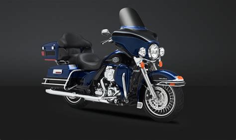 2013 Harley Davidson Ultra Classic Electra Glide Boasts Massive