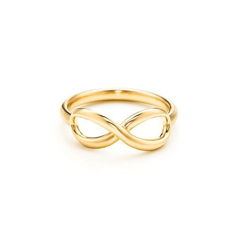 Tiffany Infinity Ring In 18k Gold Tiffany And Co