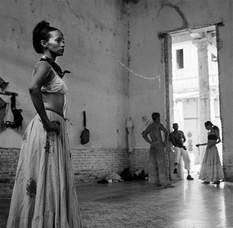 Cuban Dancer In Reflection Black Dancers Afro Cuban Cuba