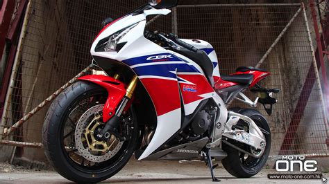 £tba (prices are recommended and inclusive of vat @ 20% and delivery). 2013 HONDA CBR 1000 RR HRC廠花抵港