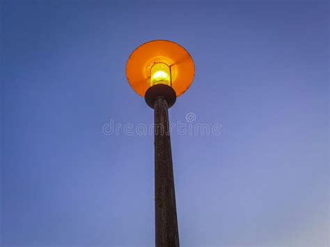 1704 Night Street Lighting Pole Stock Photos Free And Royalty Free
