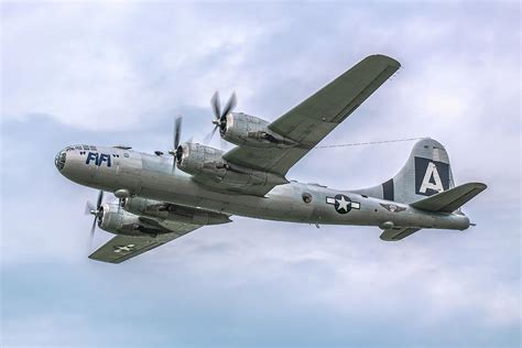 Boeing B 29 Superfortress Fifi In Flight Photograph By Bill Lindsay