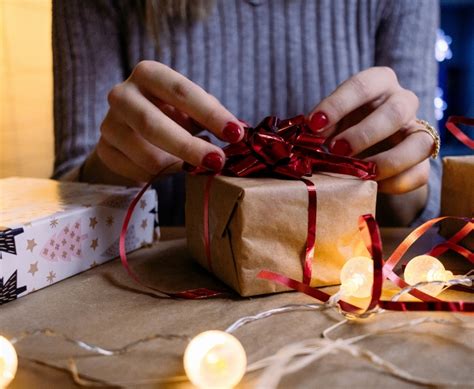 Premier john horgan announced monday that travel restrictions will be put into place across the province on. B.C. has some of the toughest Christmas COVID restrictions ...