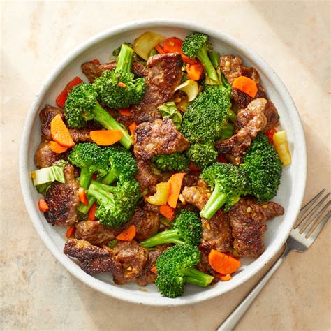 This recipe serves four in less than 10 minutes. Recipe: Beef & Vegetable Stir-Fry with Sesame-Sambal Sauce ...
