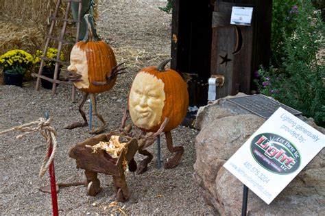 Ray Villafane Showcases His Art At Carefrees Enchanted Pumpkin Garden