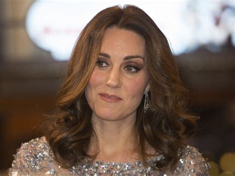 Kate middleton is an actress and producer, known for samassa juonessa (2018), mercyn sairaala (2009) and fbi: Kate Middleton: Mobbing-Drama! So traurig war Kates ...