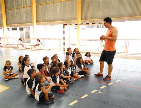 Aula De Educação Física Yalearn