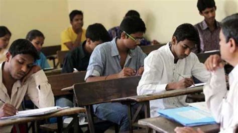 Cbse Neet Exam 2018 New Dress Code Ordered Candidates Must Button Up Now Zee Business